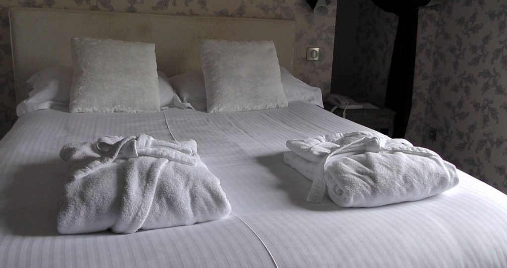 Peignoir en coton ou en synthétique ?