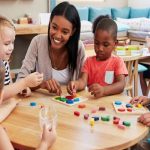Education Montessori : Pour ou contre ?